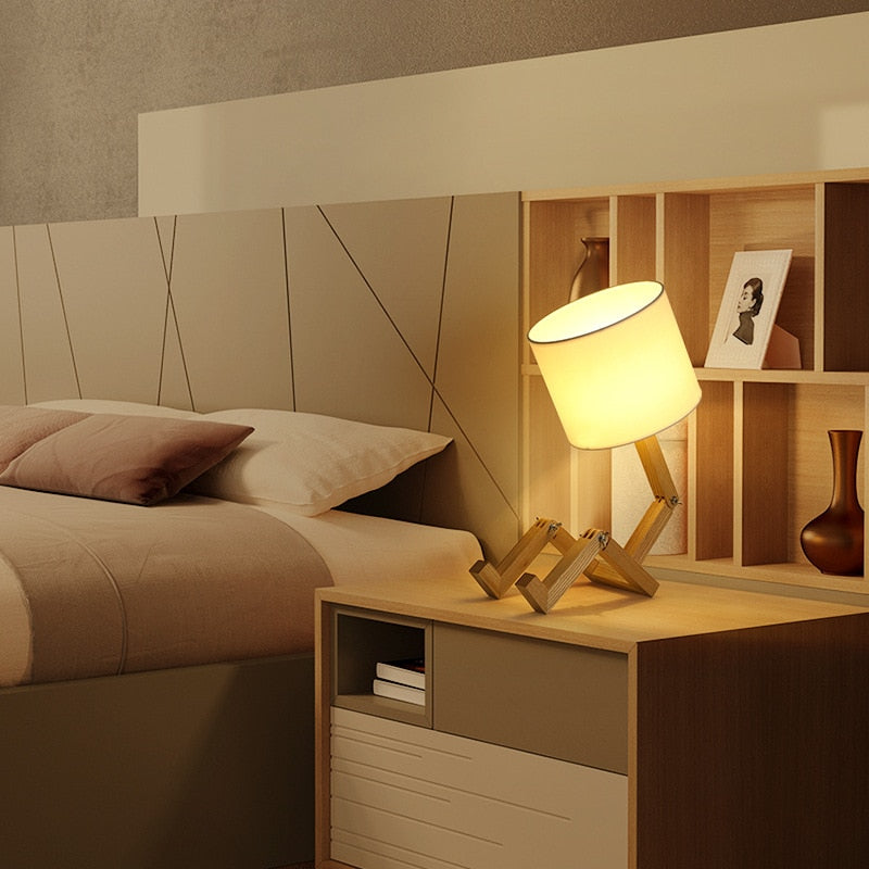 Luminária de Mesa Articulada Modern Pro — Bivolt com Cúpula Difusora